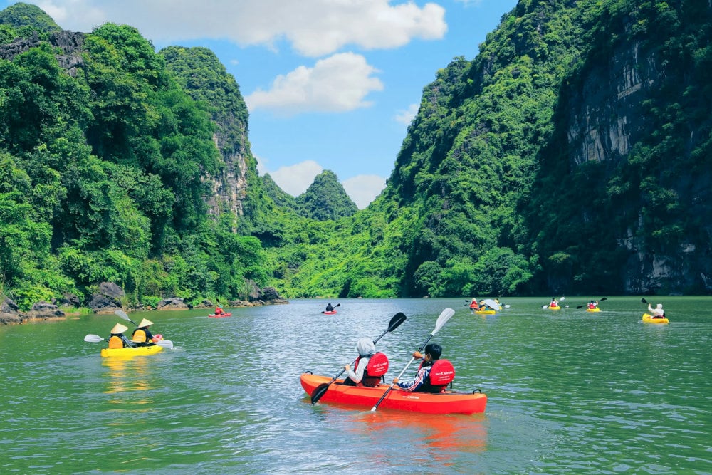 Visitors are free to kayak through Trang An’s stunning waterways, but should always follow safety regulations 